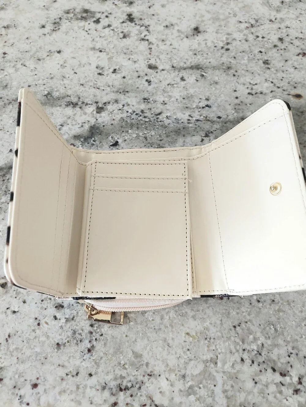 Meli Melo Paris Compartmentalized Animal Print Wallet NWOT